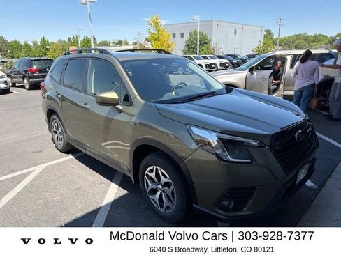 Used 2024 Subaru Forester Premium AWD/4WD image 2