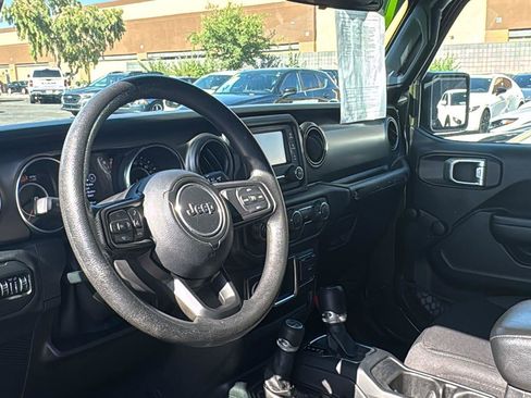 Used 2021 Jeep Wrangler Unlimited Sport AWD/4WD image 16