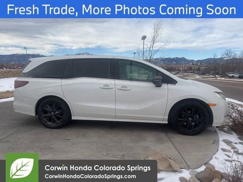 Used 2024 Honda Odyssey Sport image 2