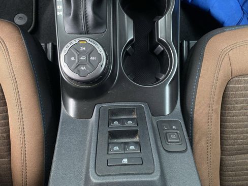 Used 2023 Ford Bronco Outer Banks image 26