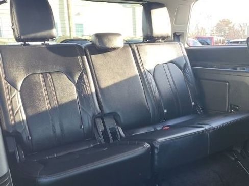 Used 2018 Ford Expedition Platinum image 21