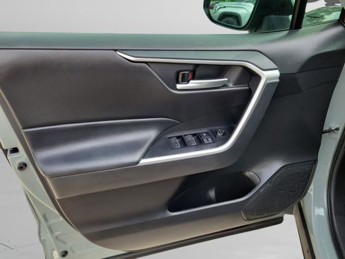 Certified 2023 Toyota RAV4 XLE FWD image 28