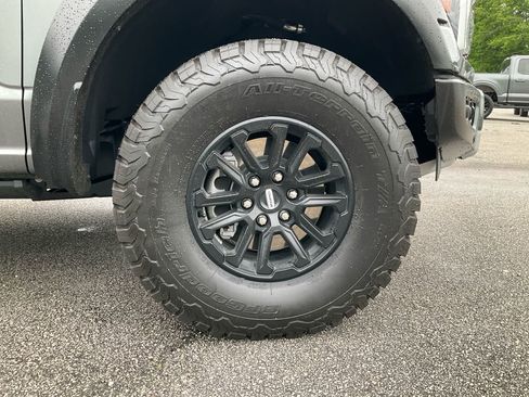 Certified 2025 Ford F150 Raptor AWD/4WD image 10