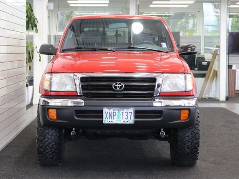 Used 2000 Toyota Tacoma 4x4 Regular Cab image 8