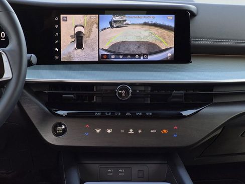 Used 2025 Nissan Murano SL image 19