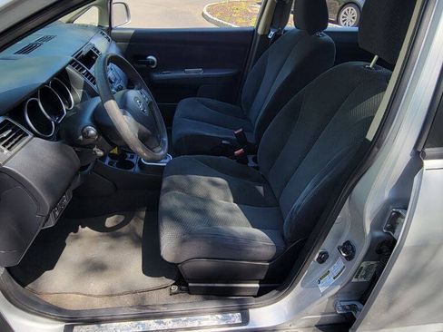 Used 2011 Nissan Versa 1.8 S w/ Plus Pkg FWD image 10