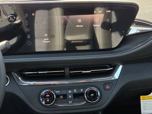 New 2026 Buick Envista Preferred w/ Advanced Safety Package FWD image 8