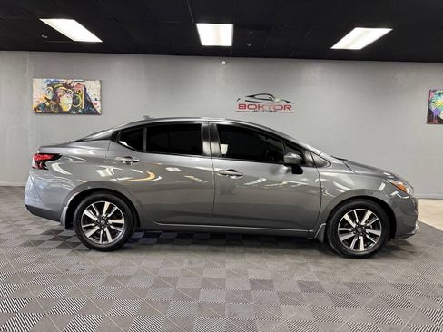 Used 2021 Nissan Versa SV image 18