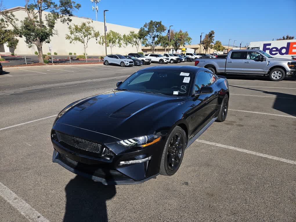 Used 2019 Ford Mustang GT w/ Equipment Group 301A RWD image 1