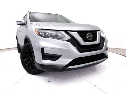 Used 2019 Nissan Rogue SV AWD/4WD image 5