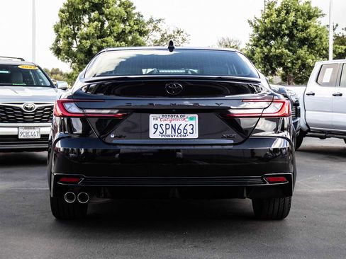 Used 2025 Toyota Camry XSE image 8