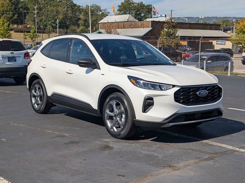 New 2026 Ford Escape ST-Line w/ Tech Pack #1 image 2