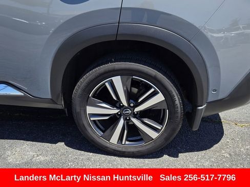 Used 2023 Nissan Rogue Platinum w/ Platinum Premium Package FWD image 14