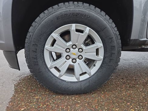 Used 2022 Chevrolet Colorado LT image 10