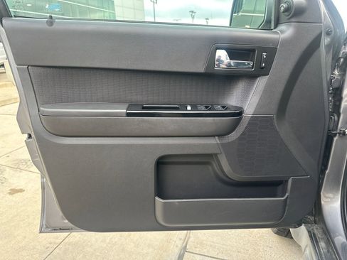 Used 2012 Ford Escape Limited image 10