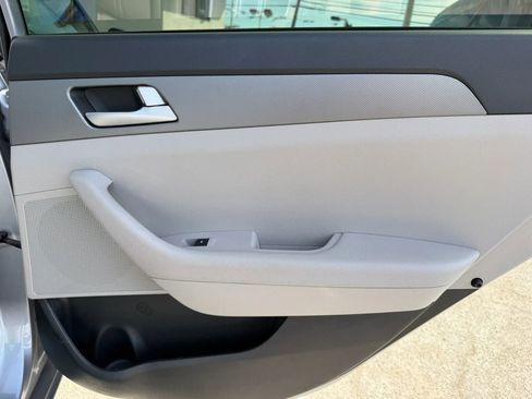 Used 2017 Hyundai Sonata ECO image 13