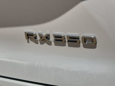 Used 2023 Lexus RX 350 FWD w/ Cold Area Package image 9