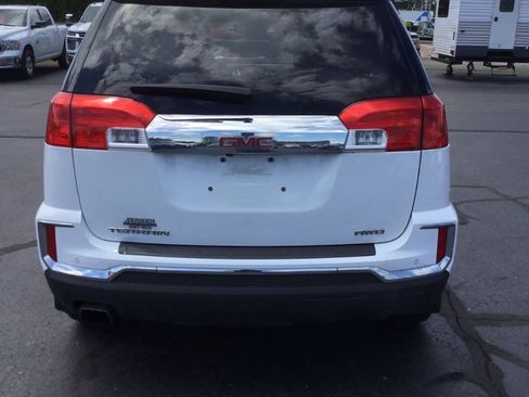 Used 2016 GMC Terrain SLT w/ Driver Alert Package I AWD/4WD image 4
