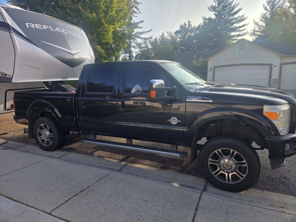 Used 2016 Ford F250 Lariat w/ Lariat Ultimate Package AWD/4WD image 3