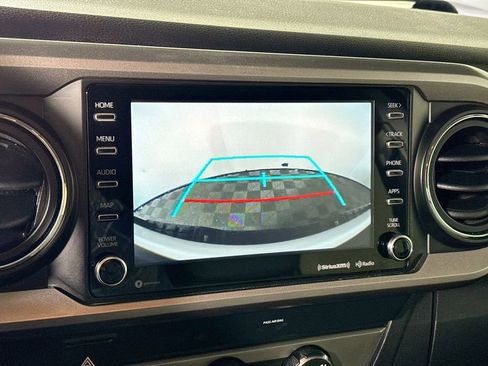 Used 2020 Toyota Tacoma SR5 image 16