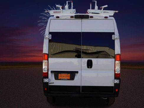Used 2022 RAM ProMaster 2500 w/ Convenience Group FWD image 6
