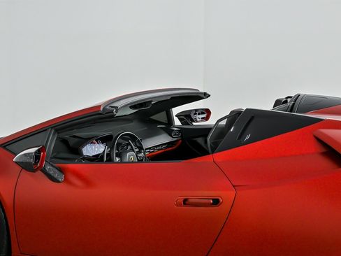 Used 2017 Lamborghini Huracan LP 610-4 image 19