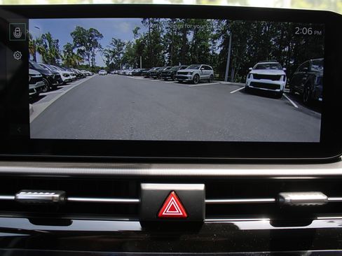 New 2026 Kia Sportage EX image 48