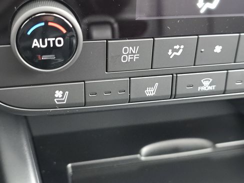 New 2026 Subaru Outback Touring XT image 25