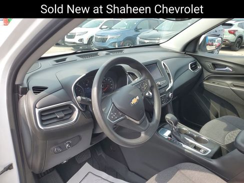 Certified 2022 Chevrolet Equinox LT w/ LPO, Floor Liner Package FWD image 7