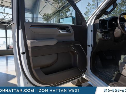 Used 2022 GMC Sierra 1500 SLT AWD/4WD image 14
