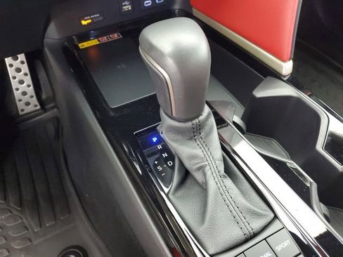 Used 2025 Toyota Camry XSE w/ Premium Plus Package image 30