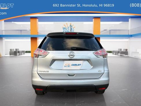 Used 2016 Nissan Rogue SV FWD image 8