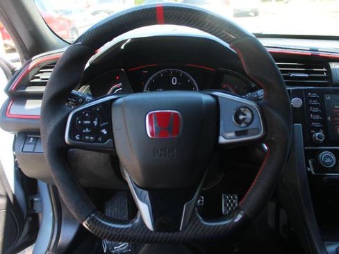 Used 2019 Honda Civic Type R image 7
