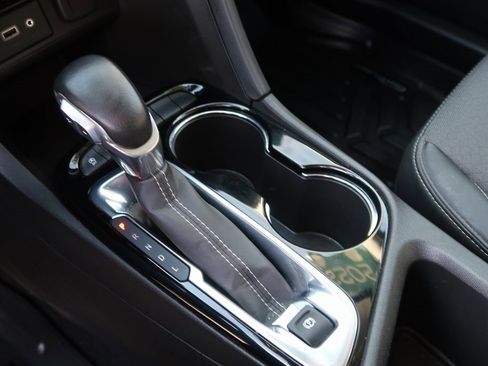 Certified 2022 Buick Encore GX Select image 26