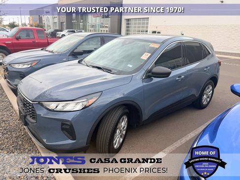 Used 2024 Ford Escape Active FWD image 1