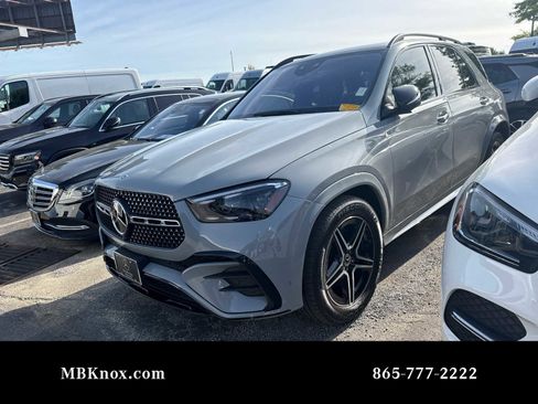 Used 2023 Mercedes-Benz E 350 4MATIC Sedan image 1