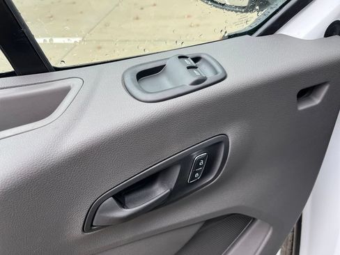 New 2026 Ford Transit 250 148 Medium Roof RWD image 16