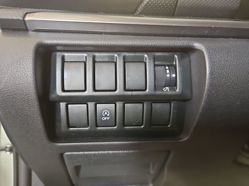 Used 2019 Subaru Forester Premium w/ Popular Package #1 AWD/4WD image 26