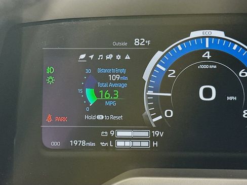 Certified 2026 Toyota Tundra Limited RWD image 12