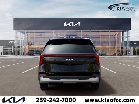 New 2026 Kia Carnival EX FWD image 5