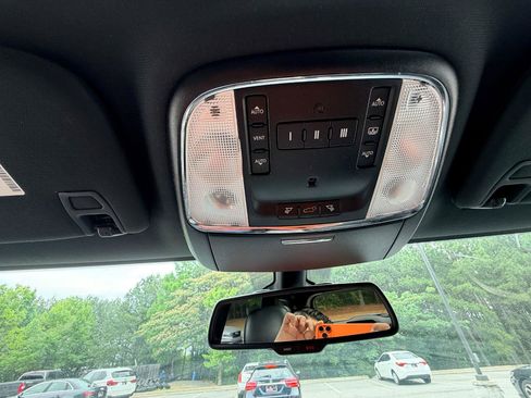 Used 2014 Jeep Grand Cherokee Overland AWD/4WD image 28