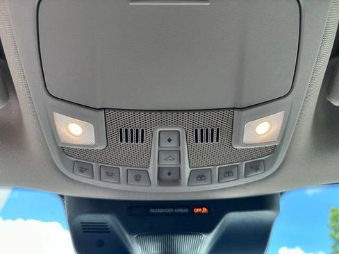 Used 2023 Ford Expedition XLT RWD image 26