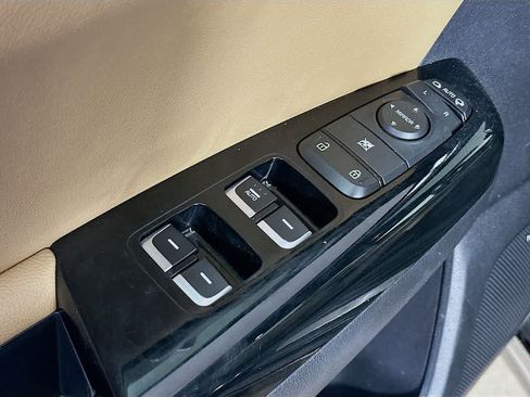 Used 2020 Kia Sportage SX FWD image 30