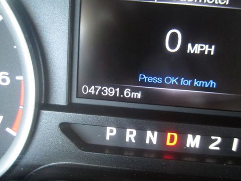 Used 2017 Ford F250 XLT w/ XLT Premium Package AWD/4WD image 28