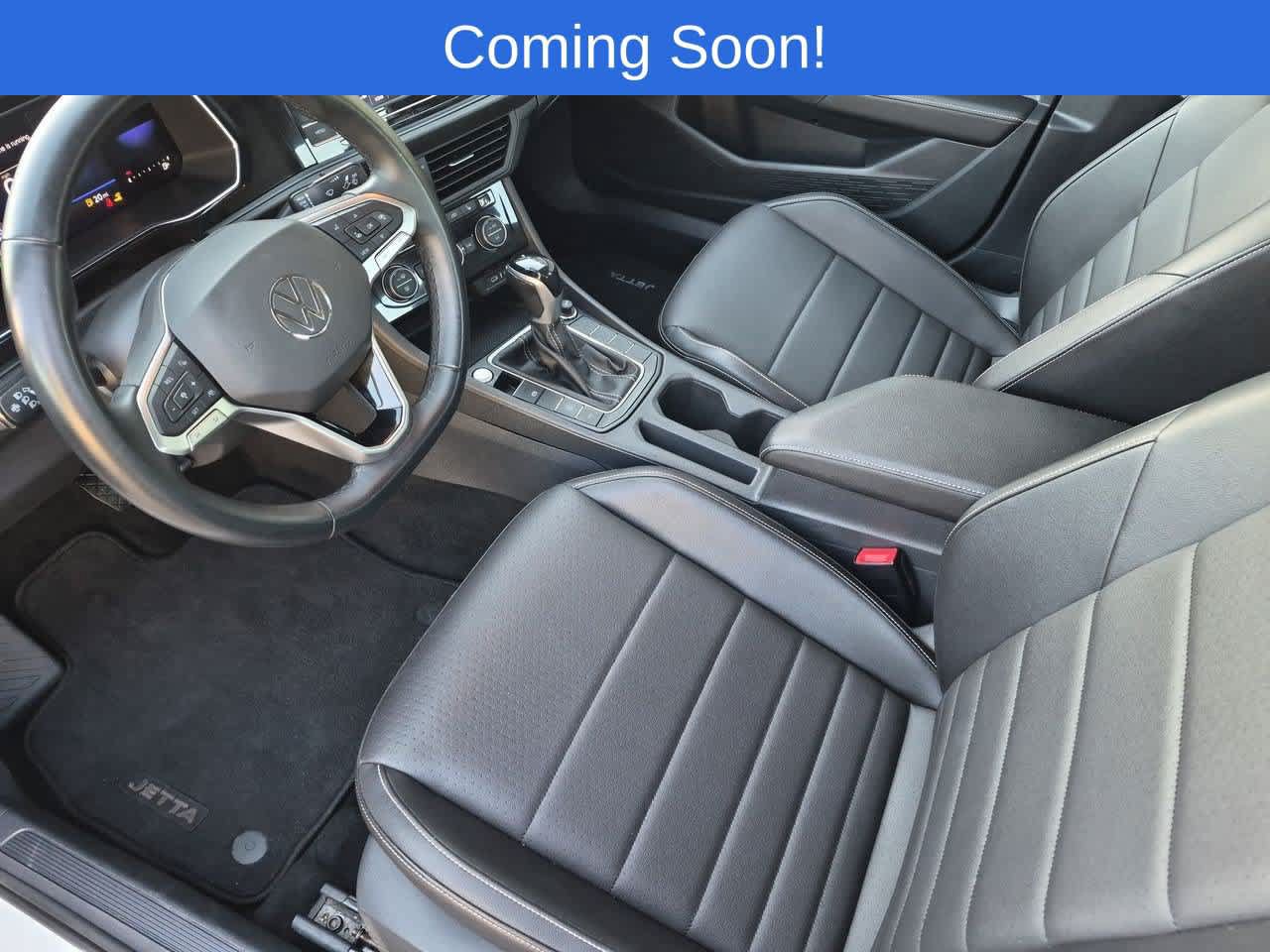 Used 2023 Volkswagen Jetta SE FWD image 2