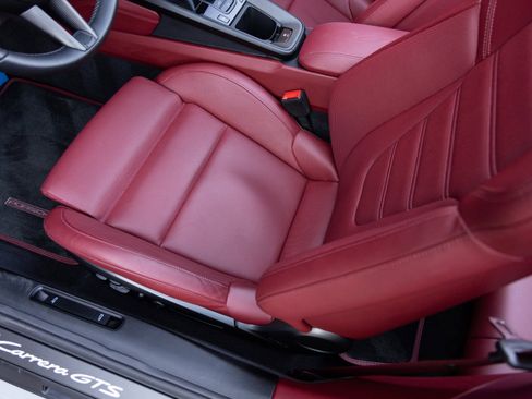 Certified 2023 Porsche 911 Carrera GTS image 24