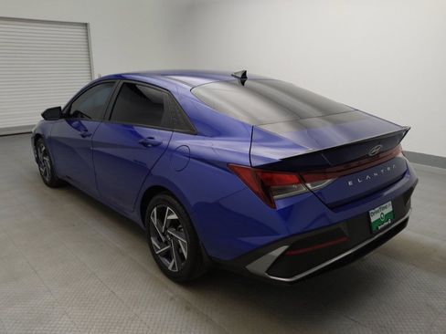 Used 2025 Hyundai Elantra Sport FWD image 5
