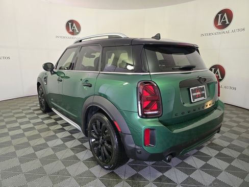 Used 2022 MINI Cooper Countryman S w/ Premium Package image 7