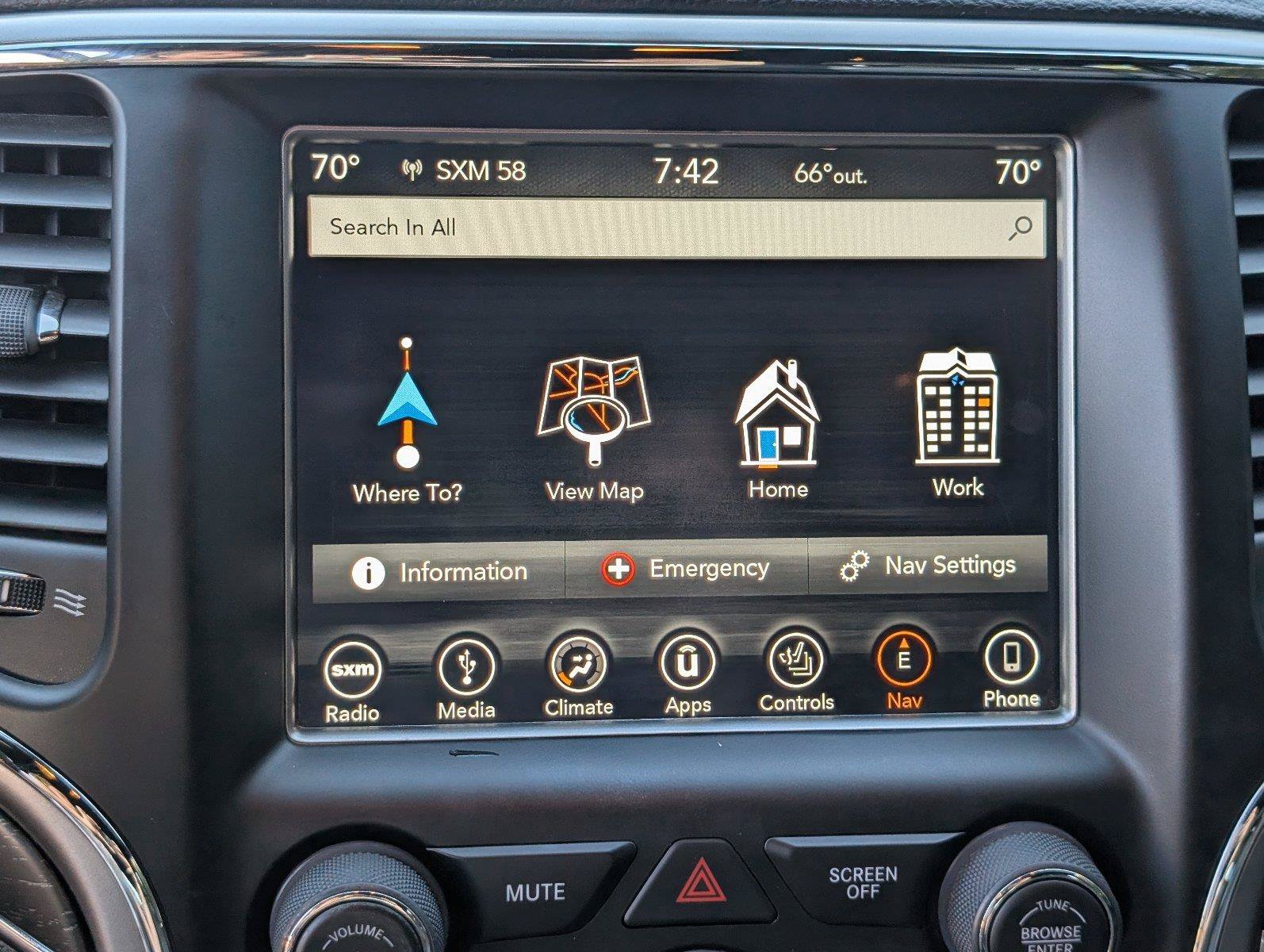 Used 2018 Jeep Grand Cherokee Limited RWD image 21
