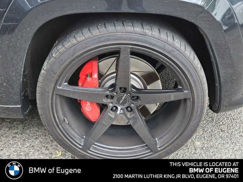 Used 2012 Jeep Grand Cherokee SRT8 w/ Luxury Group II AWD/4WD image 8